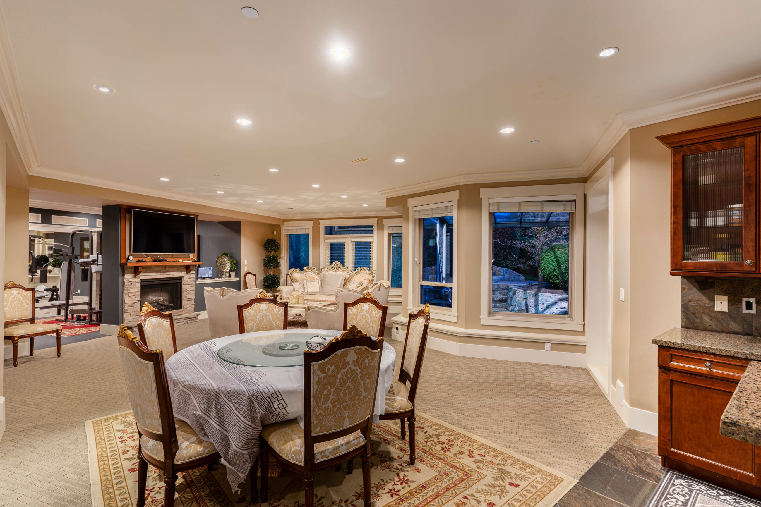 SPECTACULAR CLASSIC BRITISH PROPERTIES RESIDENCE - 620 St. Andrews Road, West Vancouver